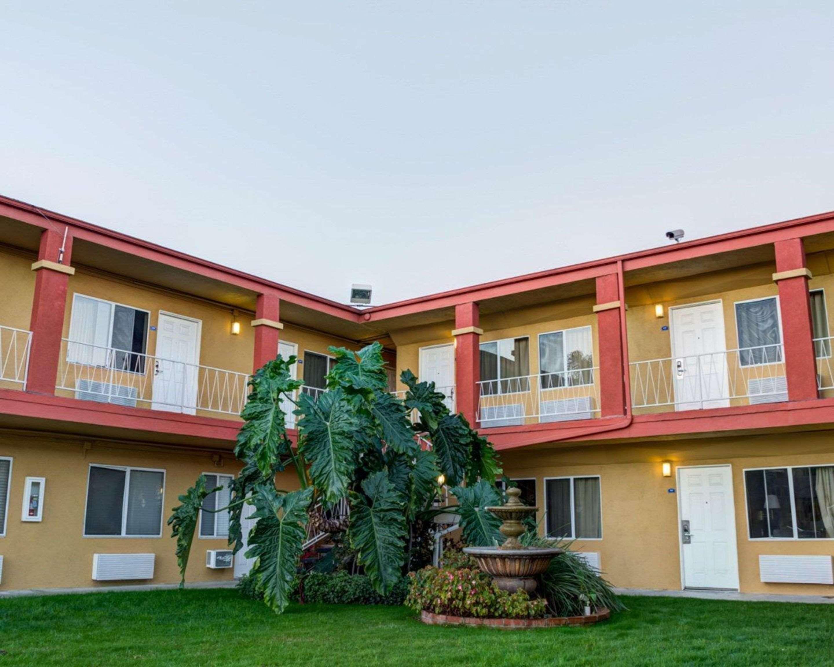 Rodeway Inn Near Venice Beach Los Angeles Exterior photo